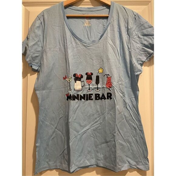 Minnie Bar Women's V-neck T-shirt size XL - Picture 1 of 2